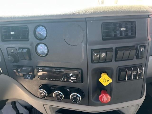 2020 Peterbilt 579-6