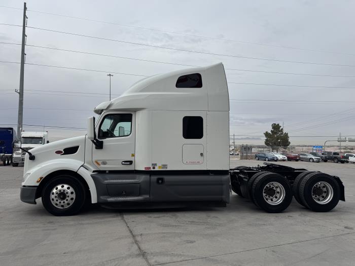 2021 Peterbilt 579-7