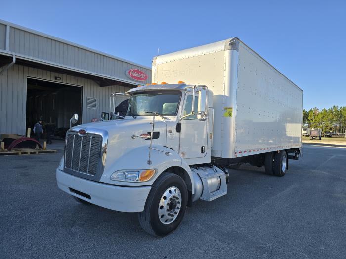 2020 Peterbilt 337-0