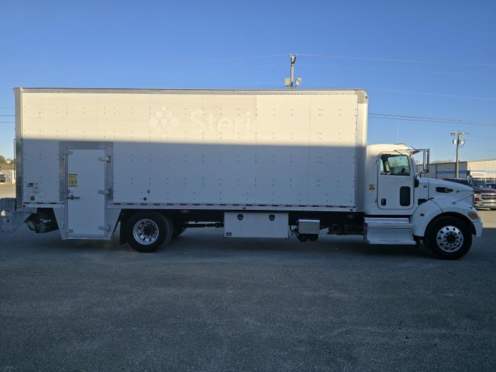 2020 Peterbilt 337-5