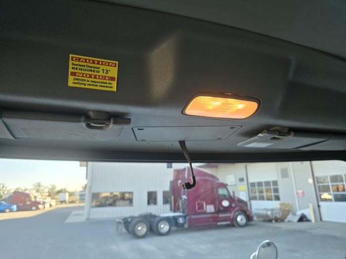 2020 Peterbilt 337-51