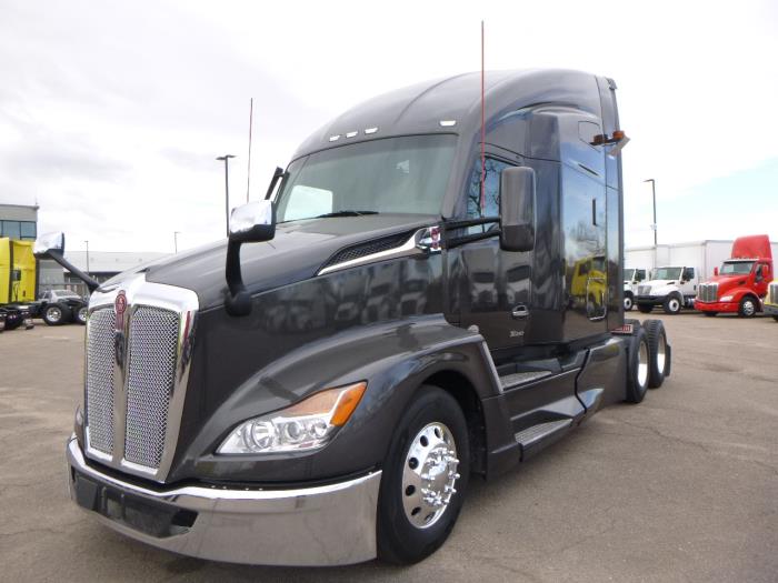 2023 Kenworth T680-0