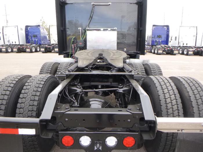 2023 Kenworth T680-5