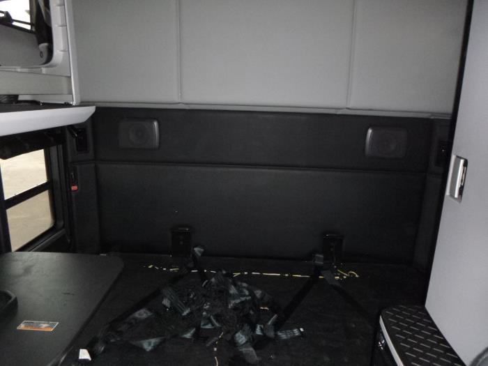 2023 Kenworth T680-16