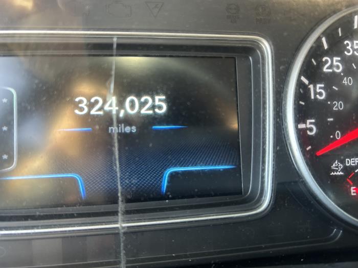 2022 International LT625-12