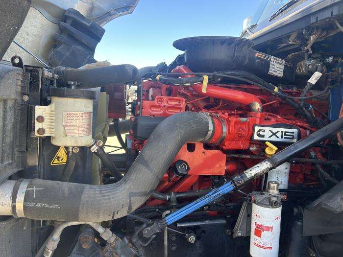 2022 International LT625-14