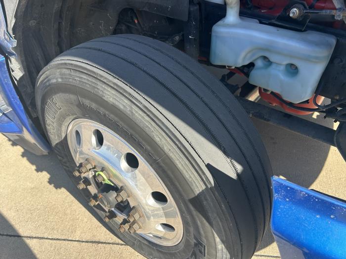 2022 International LT625-16