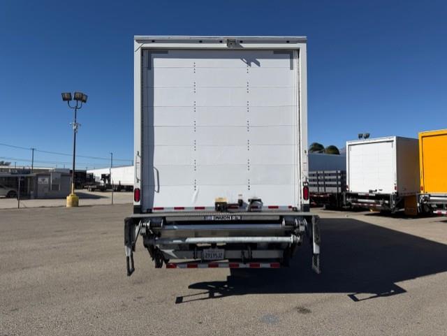 2019 Freightliner Business Class M2 106-5