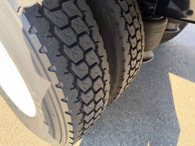 2019 Freightliner Business Class M2 106-9