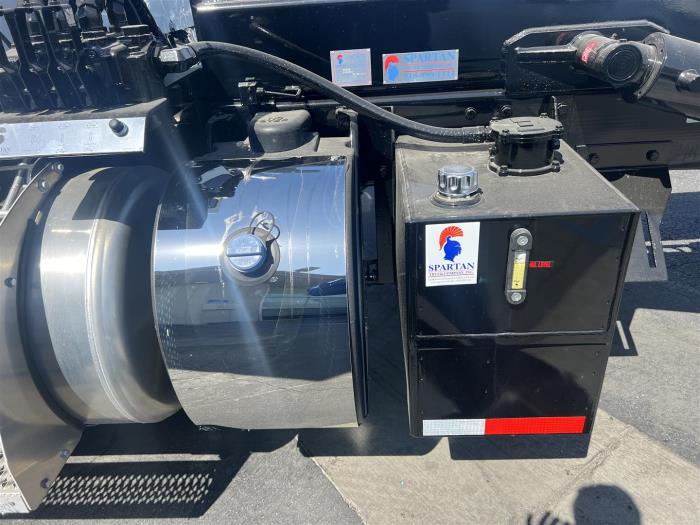 2026 Peterbilt 567-11