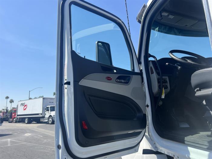 2026 Peterbilt 567-16