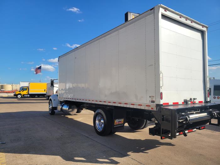 2020 Peterbilt 337-6