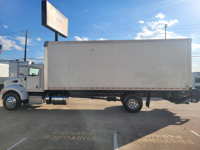 2020 Peterbilt 337-3