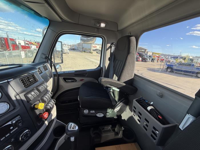 2026 Peterbilt 589-26