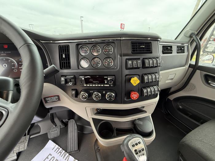 2026 Peterbilt 589-17