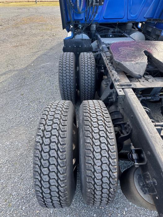 2022 International LT625-5