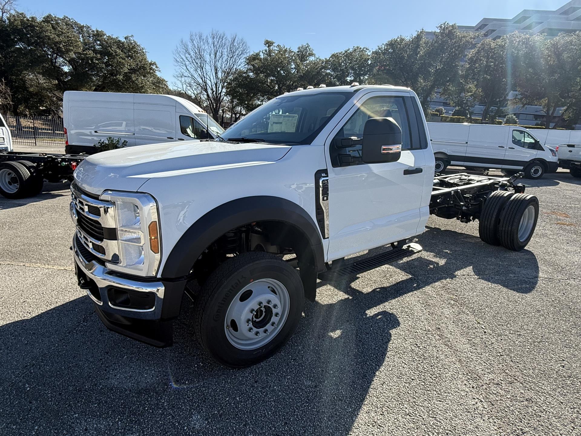 New 2026 Ford F-550 - photo 16