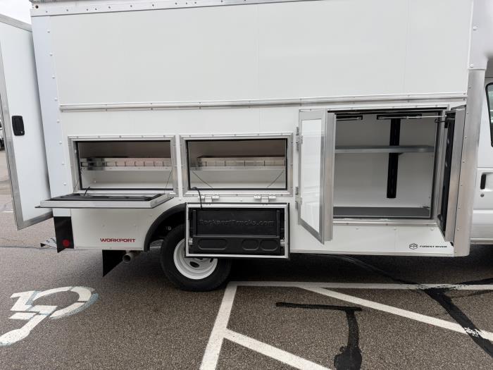 2026 Ford E-450-9