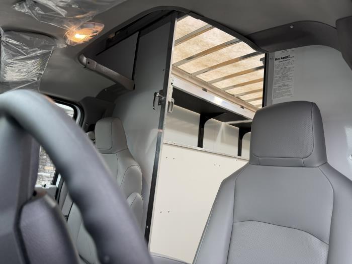 2026 Ford E-450-32