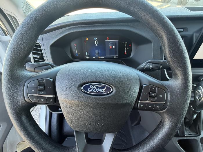 2026 Ford Transit-250-13