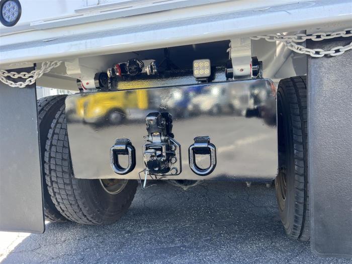 2026 Peterbilt 548-9