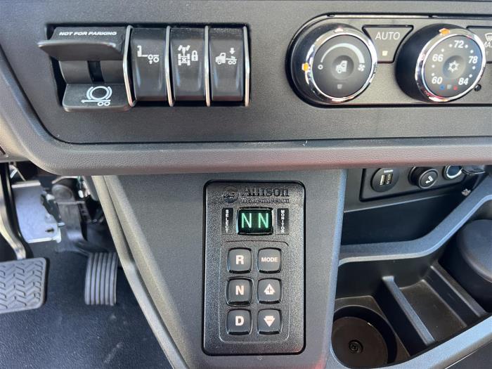 2026 Peterbilt 548-23