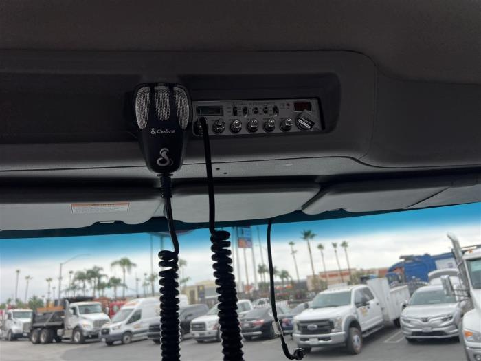 2026 Peterbilt 567-19