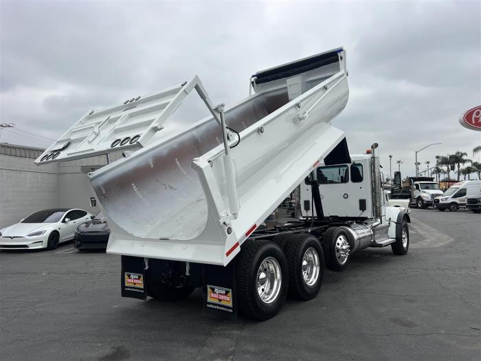 2026 Peterbilt 567-27