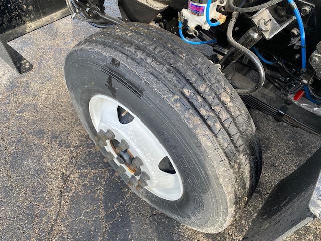 2024 AutoCar ACTT42-11