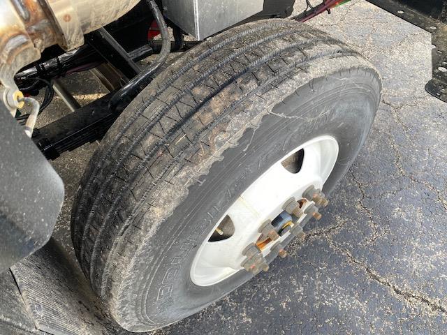 2024 AutoCar ACTT42-13