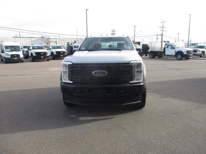 2026 Ford F-550-1