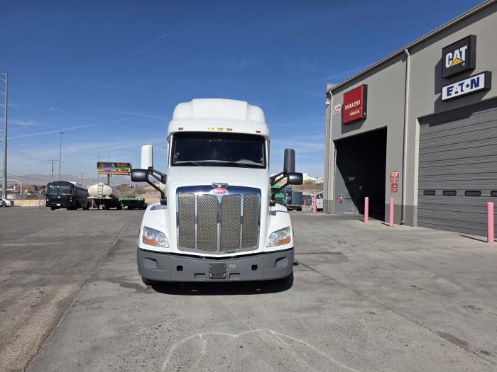 2021 Peterbilt 579-1
