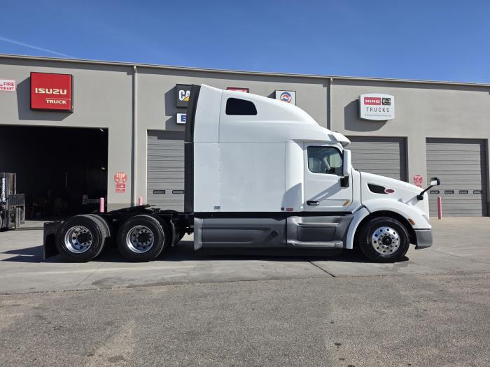 2021 Peterbilt 579-3