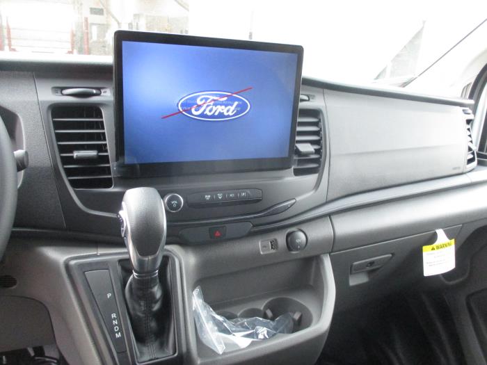 2026 Ford Transit-350-14