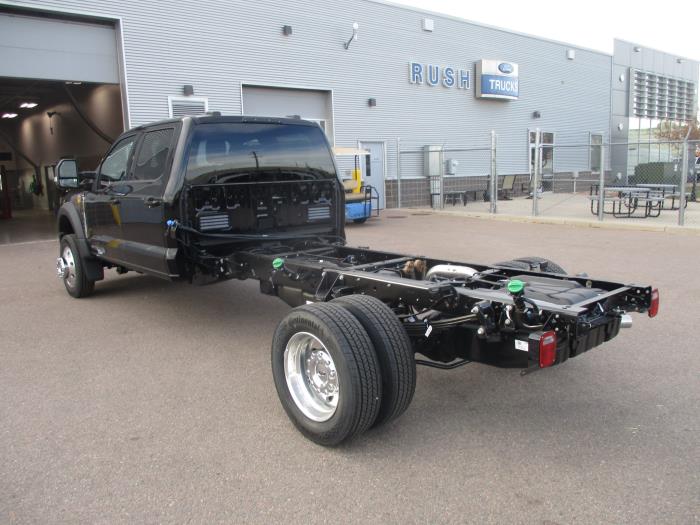 2026 Ford F-550-3