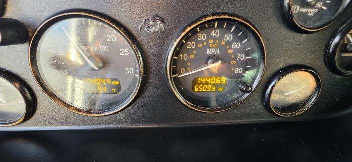 2020 Peterbilt 337-20