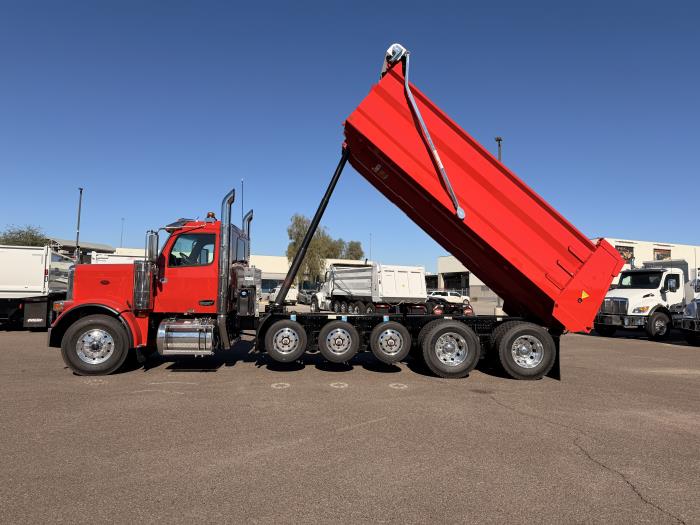 2026 Peterbilt 589-4