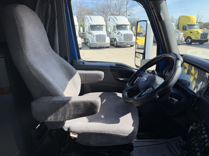 2022 International LT625-16