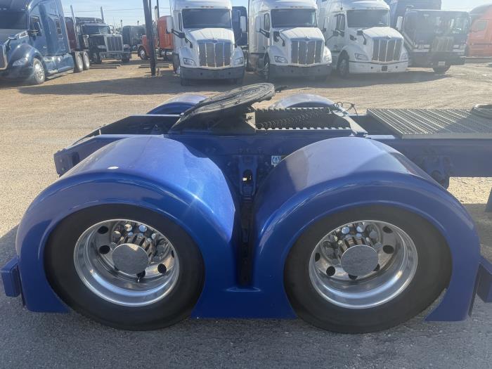 2022 Peterbilt 389-39