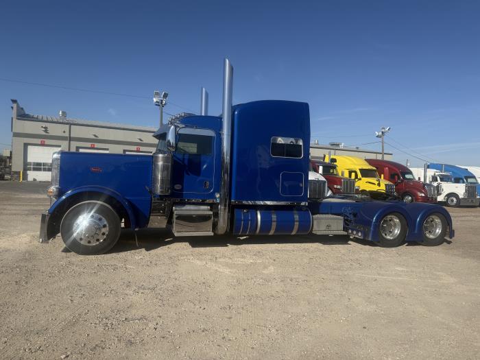 2022 Peterbilt 389-50