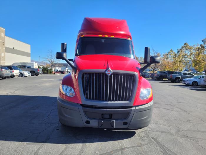 2022 International LT625-1