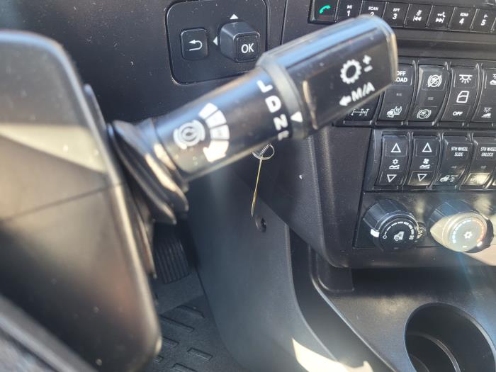 2022 International LT625-11