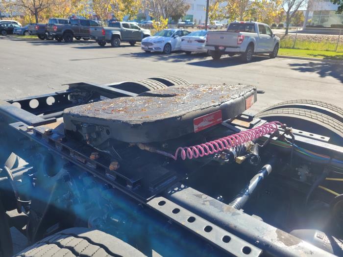 2022 International LT625-4