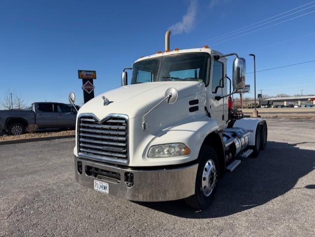 2015 Mack CX-Series-0