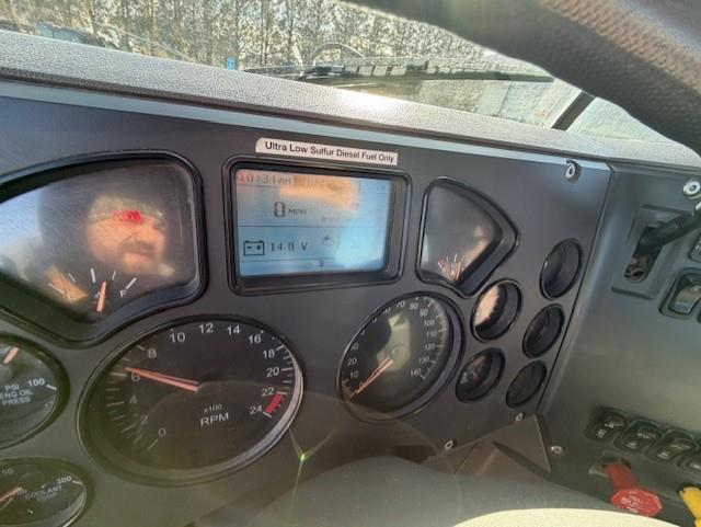 2015 Mack CX-Series-11