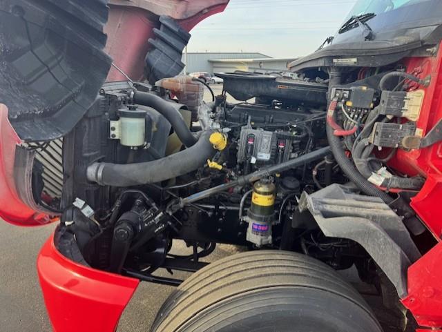 2022 International LT625-9