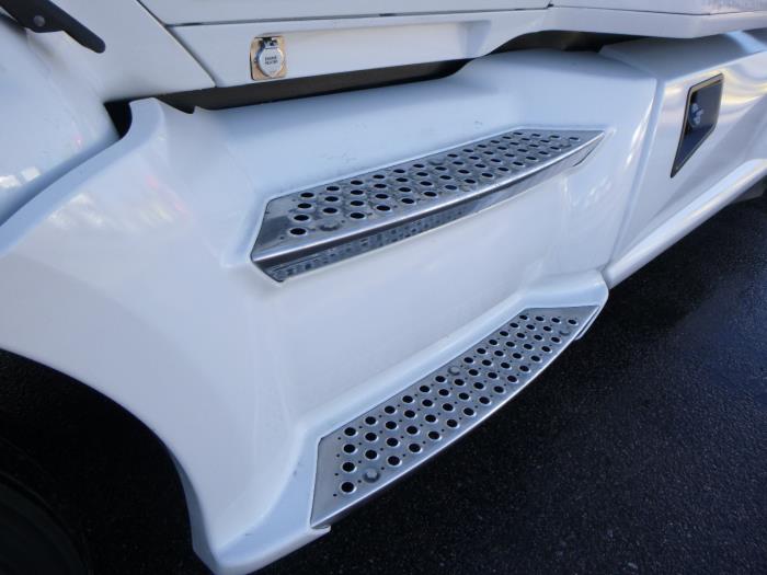 2021 Kenworth T680-21