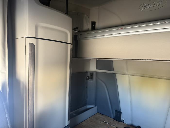 2022 Peterbilt 579-15