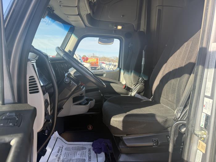 2022 Peterbilt 579-21