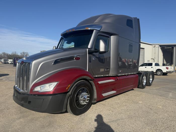 2022 Peterbilt 579-22